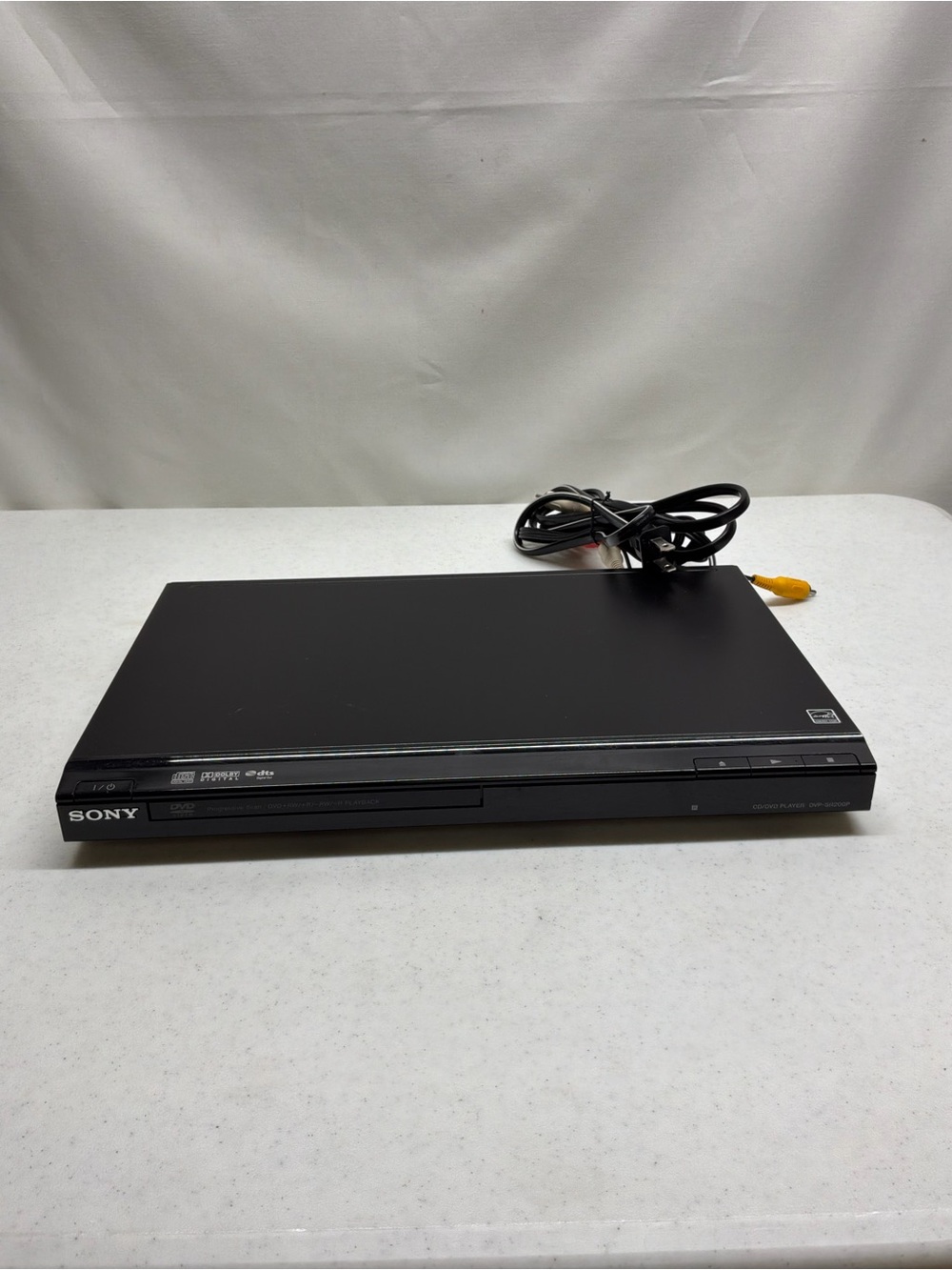 Sony DVP-SR200P DVD Player With AV Cable - No Remote Tested Works